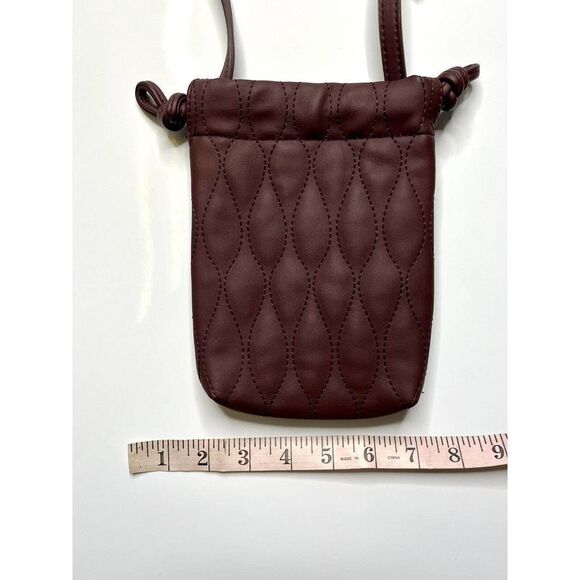 Universal Thread Maroon Small Cross Body Purse Cute Excellent Condition - Picture 5 of 6